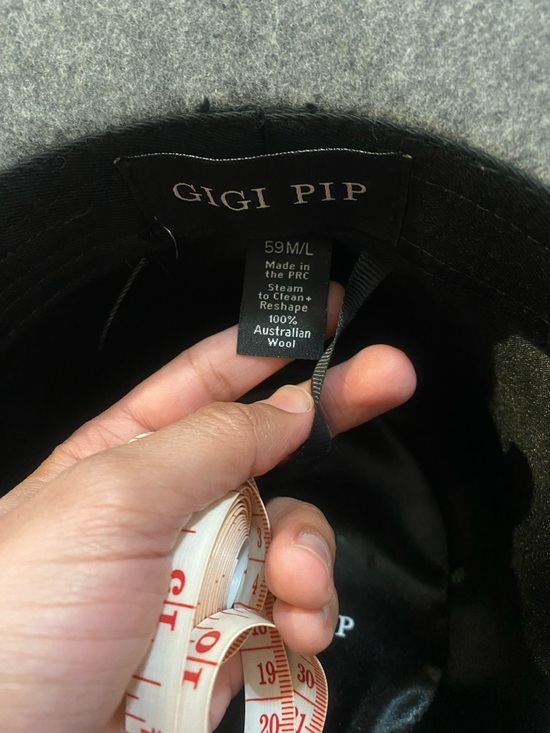 NWOT Gigi Pip: Wool hat & vegan leather band main image 8